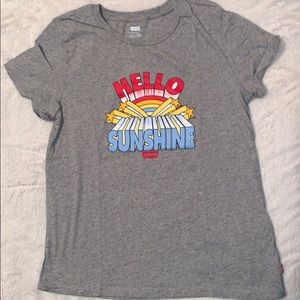 Levi’s graphic tee